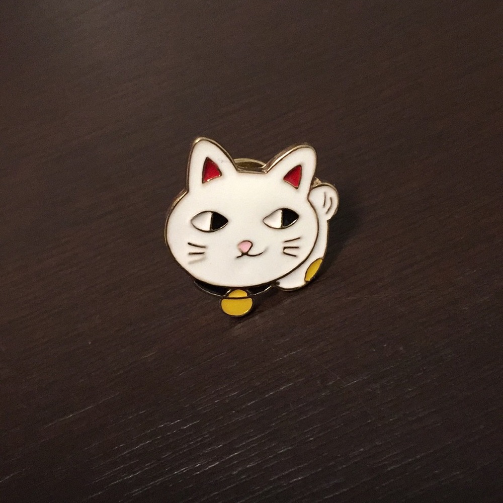 Lucky cat acrylic pin brand new